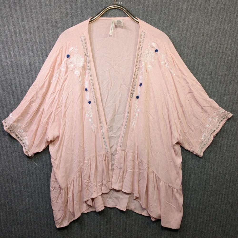 Forgotten Grace Embroidered kimono 2X